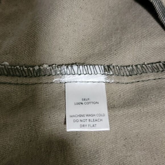 NWOT Camouflage Button Down  denim Mini Skirt -L - Picture 2 of 5